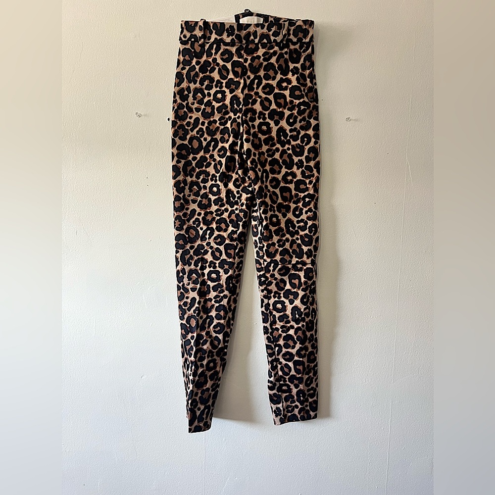 NEVER WORN H&M LEOPARD SLACKS!!